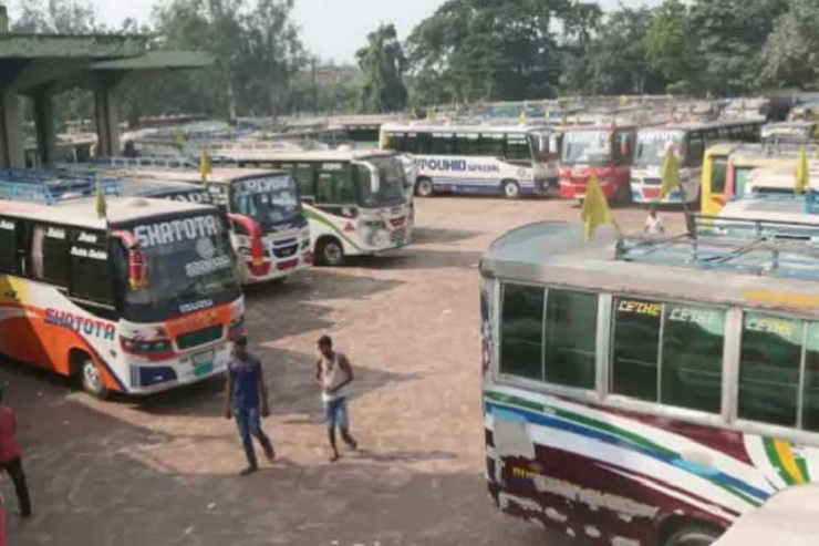 ছয় ঘণ্টা পর  আভ্যন্তরীণ রুটে বাস চলাচল স্বাভাবিক বগুড়ার